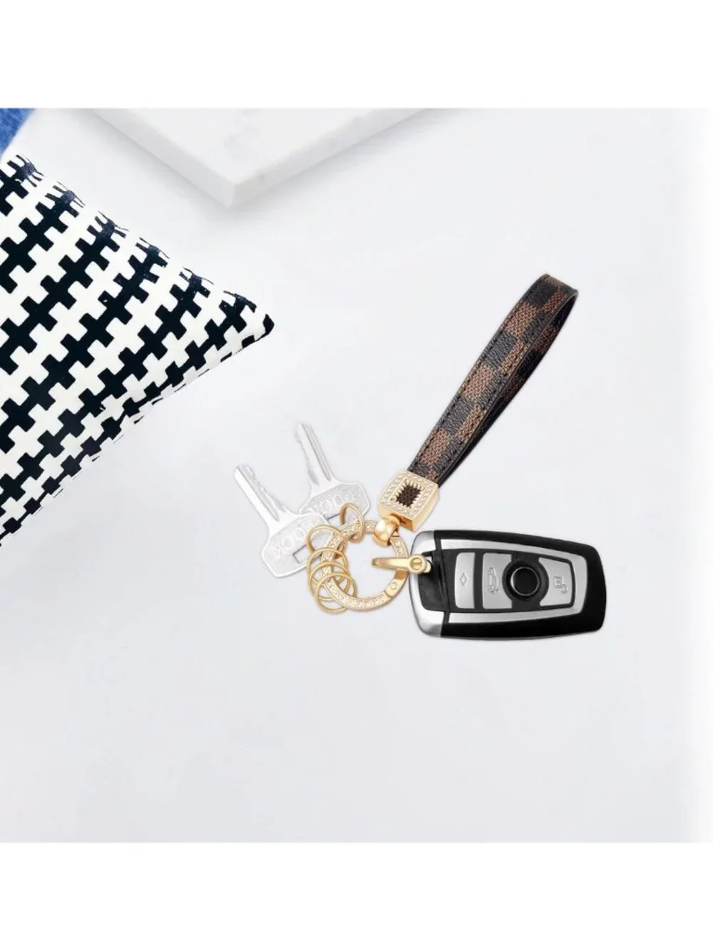 Stylish Leather Wristlet Keychain for Home & Car Keys - Functional & Chic